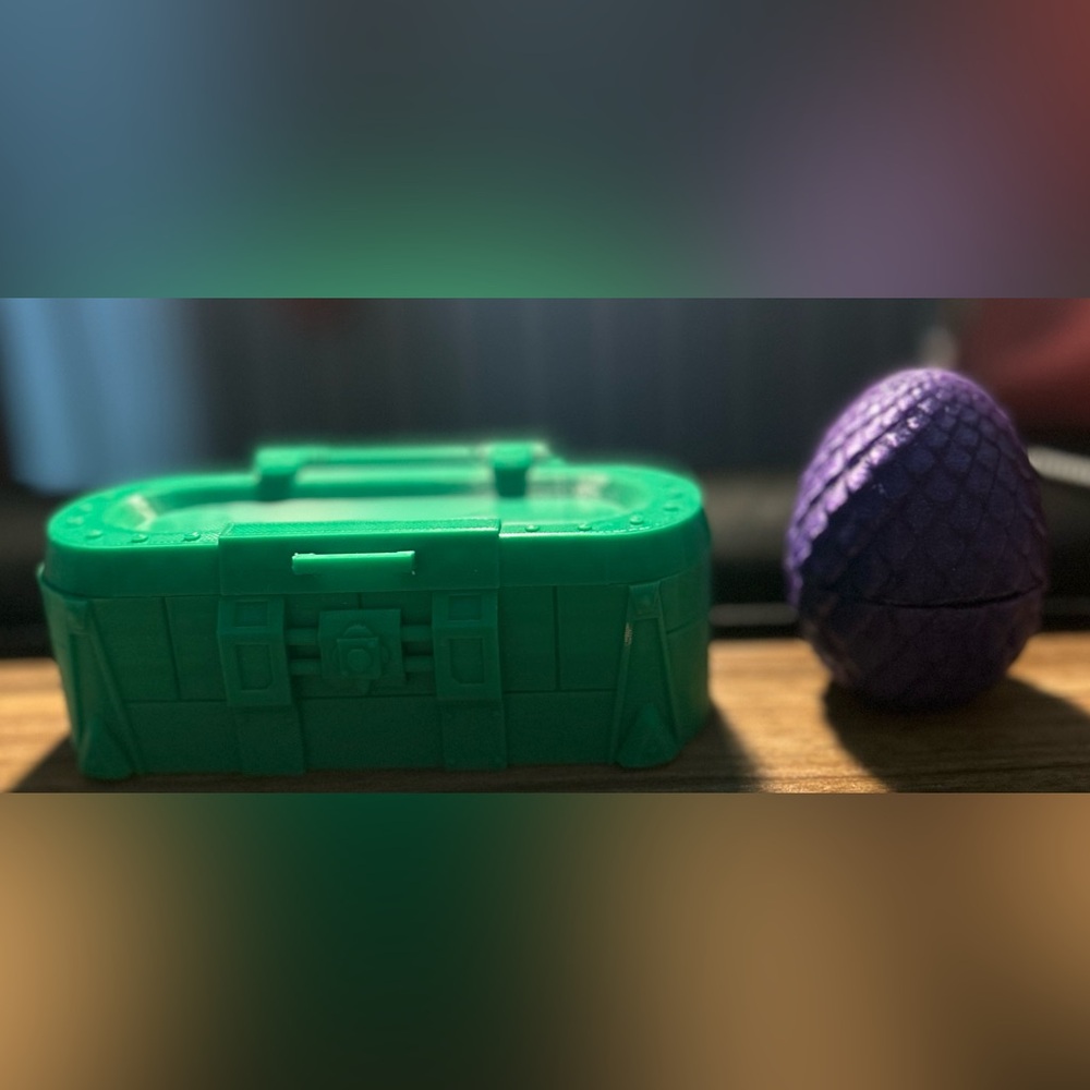 3D Printed Switch Game Slot Chest and Dragon Egg